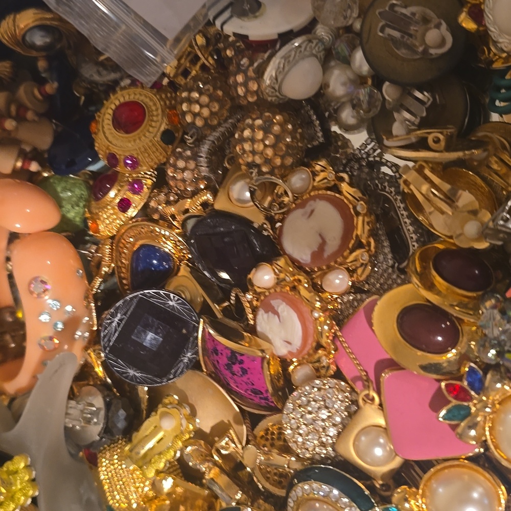 Craft lot